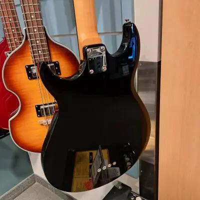 Epiphone Mike Dirnt Grabber 2